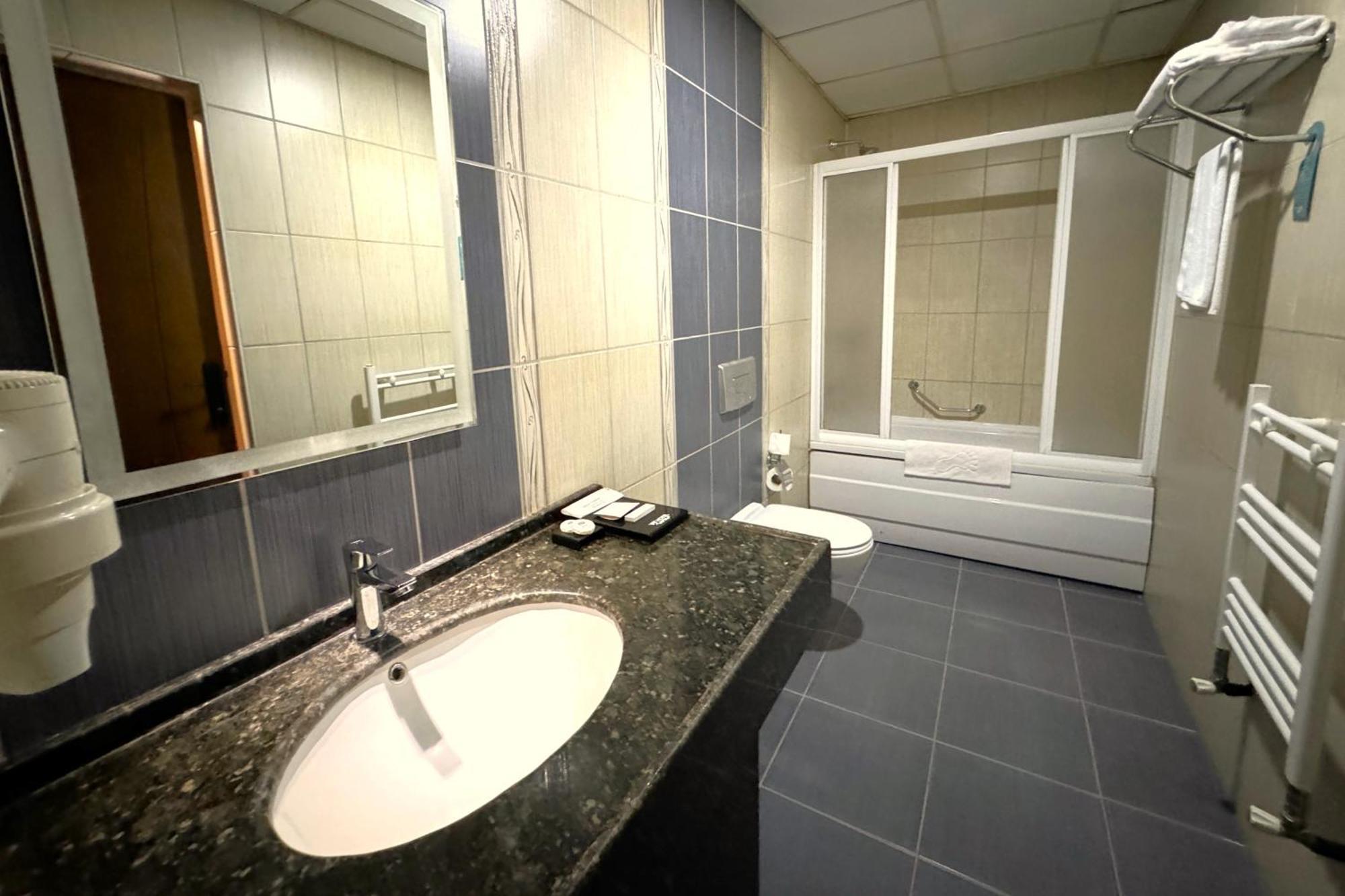 Tekirdag Yat Hotel Екстер'єр фото